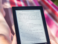 student summer reading e-book tablet
